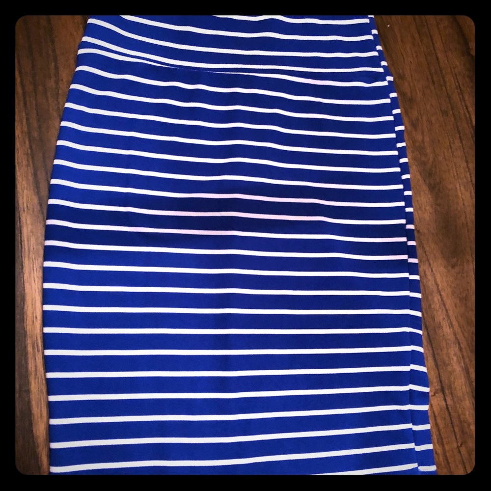 Lularoe Cassie skirt